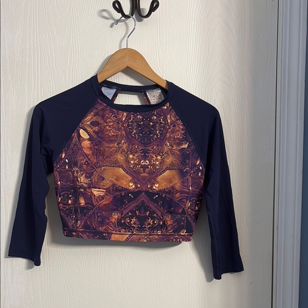 CALIA by Carrie Underwood Purple and Gold Raglan Crop Top